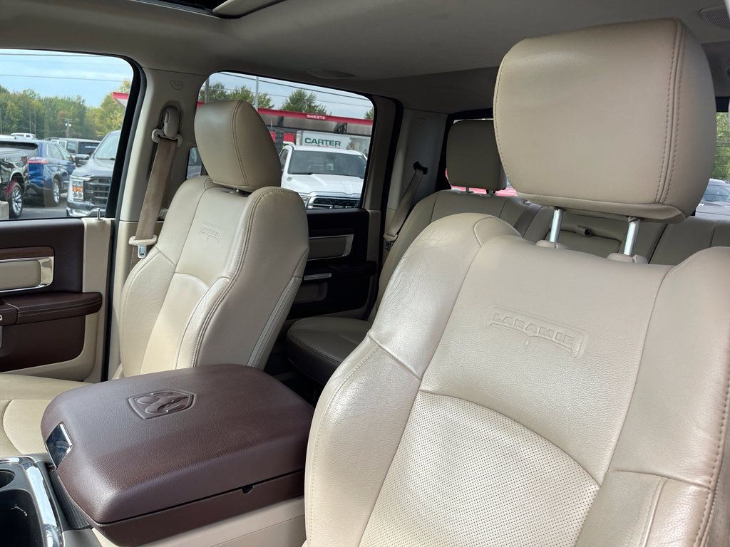 Used 2016 RAM 1500 Laramie w/ Convenience Group AWD/4WD image 15