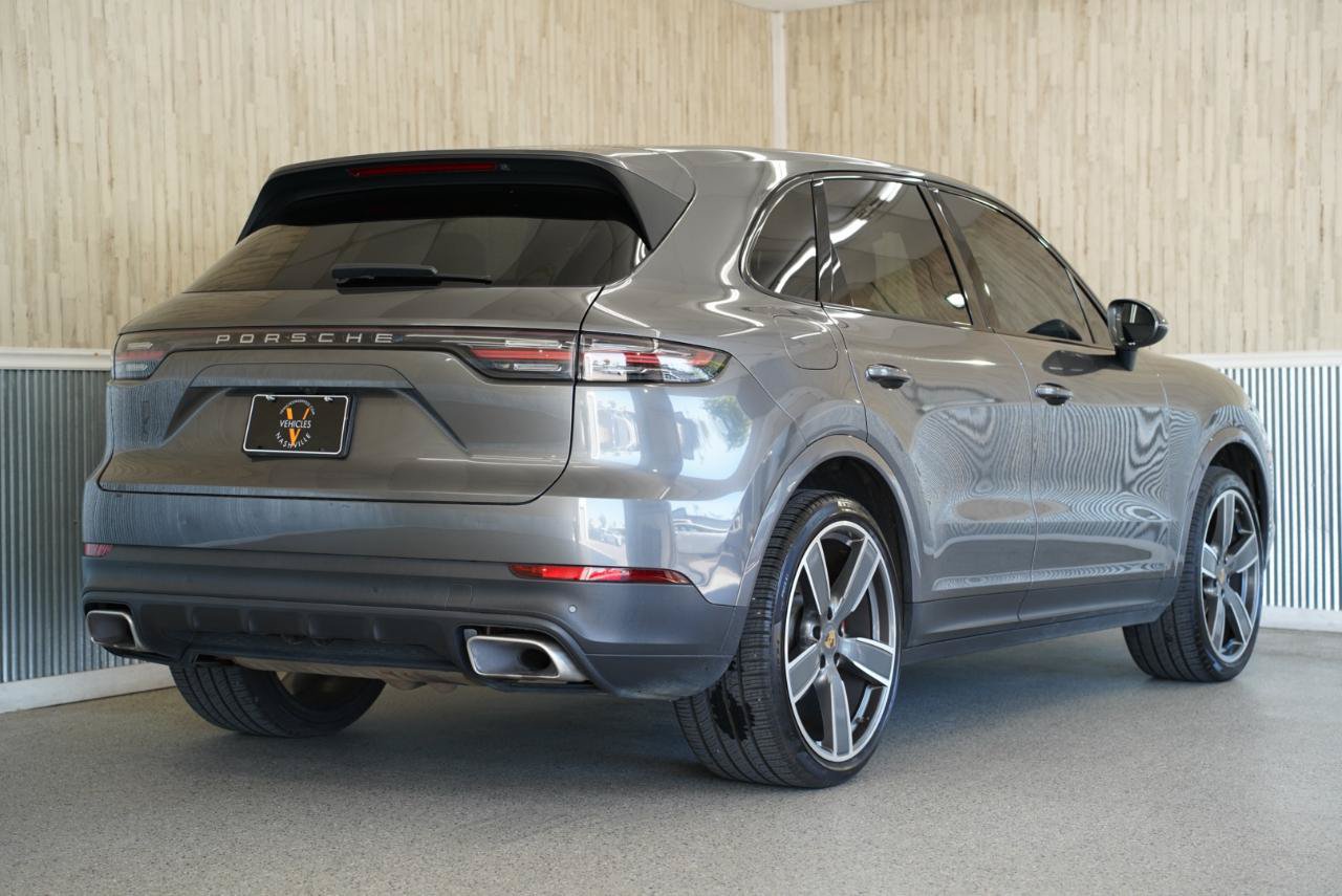 Used 2019 Porsche Cayenne AWD/4WD image 10