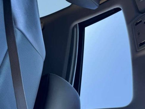Used 2015 Lexus IS 250 w/ Navigation System Package RWD image 18
