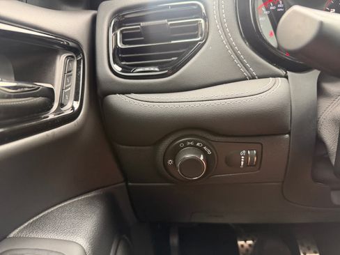 Used 2024 Dodge Durango SRT AWD/4WD image 39