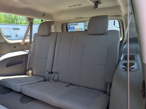 Used 2015 GMC Yukon XL SLE w/ Convenience Package AWD/4WD image 13