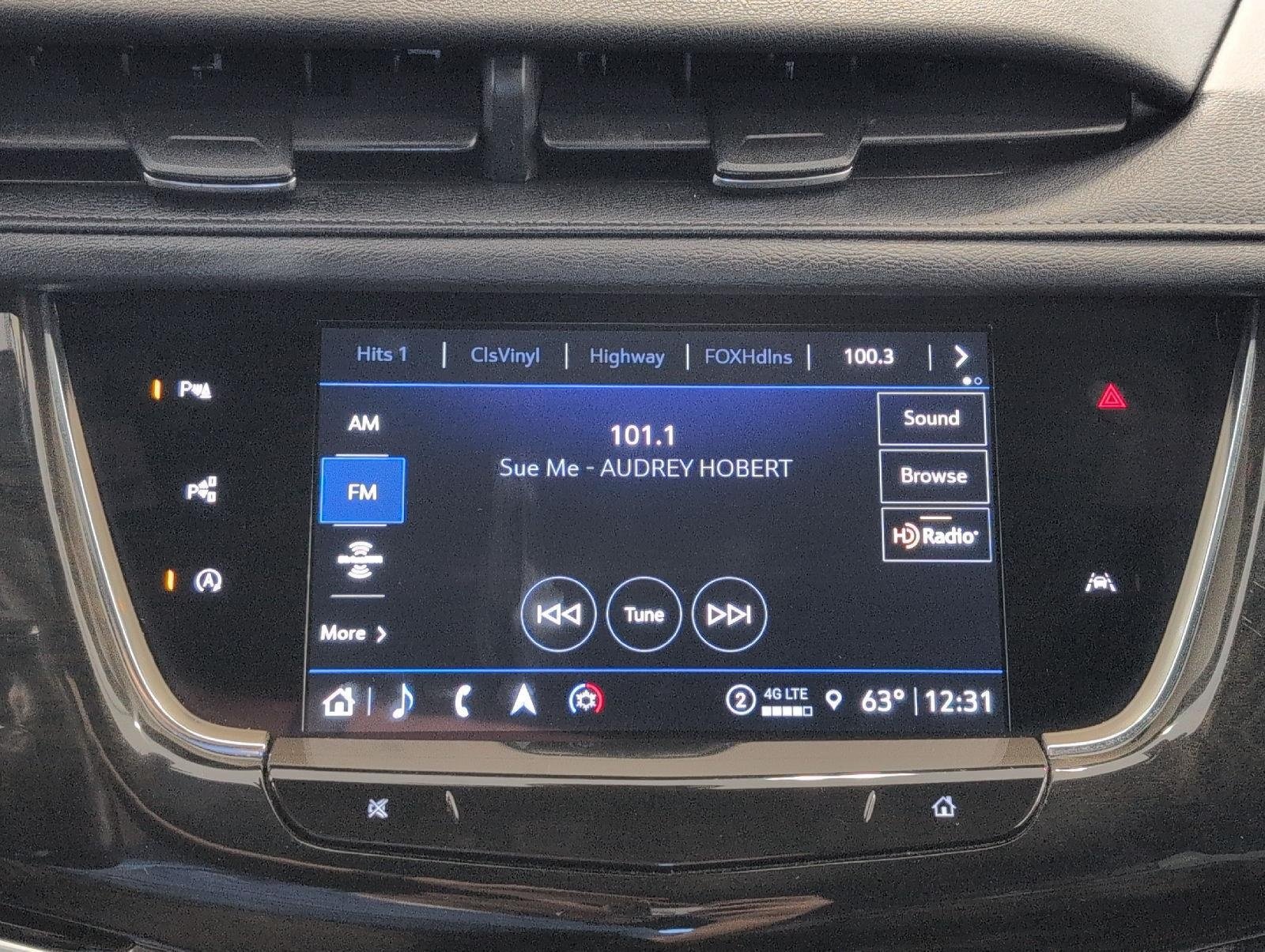 Used 2022 Cadillac XT6 Premium Luxury w/ Technology Package AWD/4WD image 7