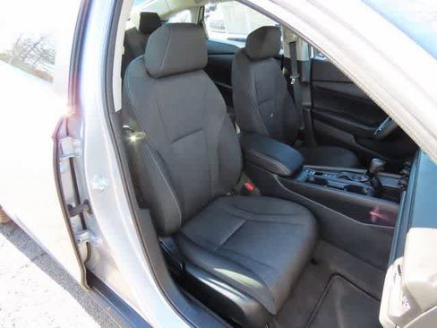 Certified 2023 Honda Accord LX image 15