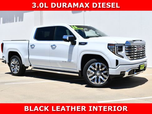 New 2026 GMC Sierra 1500 Denali w/ Denali Reserve Package AWD/4WD image 2