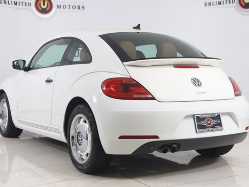 Used 2016 Volkswagen Beetle 1.8T Classic FWD image 4