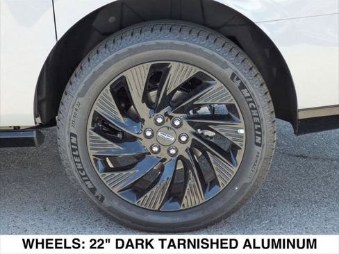 New 2026 Lincoln Navigator L Reserve w/ Jet Appearance Package AWD/4WD image 6