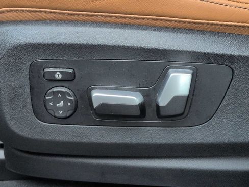 Certified 2024 BMW X5 xDrive40i w/ Premium Package image 17