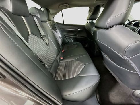 Certified 2020 Toyota Camry SE w/ Convenience Package image 25