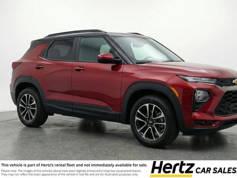 Used 2025 Chevrolet TrailBlazer LT FWD image 1