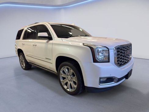Used 2018 GMC Yukon Denali AWD/4WD image 1