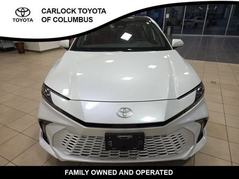 Used 2025 Toyota Camry XSE AWD/4WD image 5