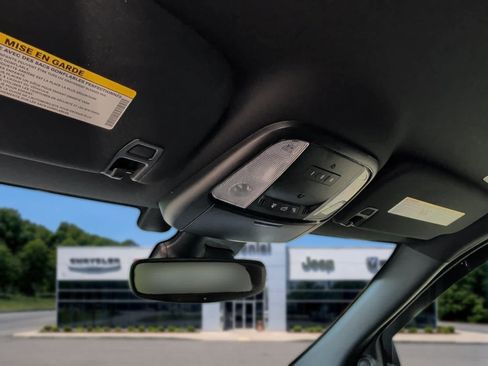 Used 2022 Dodge Durango GT AWD/4WD image 25