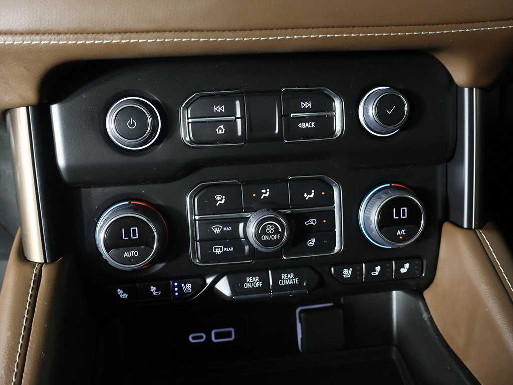 Used 2024 Chevrolet Suburban High Country w/ Advanced Technology Package AWD/4WD image 55