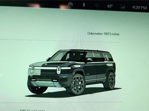 Used 2024 Rivian R1S Adventure image 43