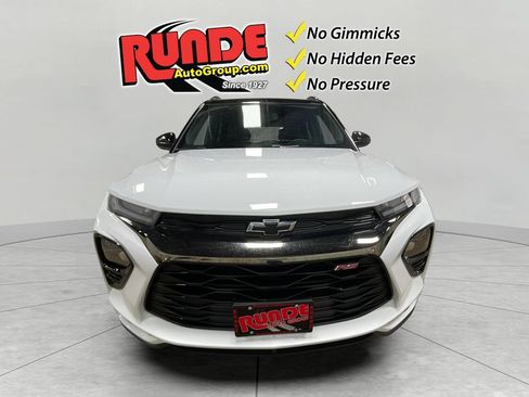 Used 2023 Chevrolet TrailBlazer RS w/ Convenience Package AWD/4WD image 9
