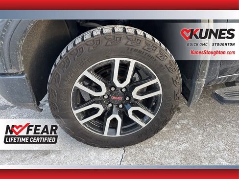 Used 2021 GMC Sierra 1500 AT4 w/ AT4 Preferred Package image 5