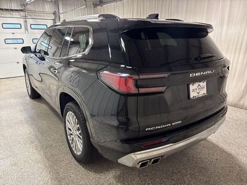 Used 2025 GMC Acadia Denali w/ LPO, Floor Liner Package AWD/4WD image 6