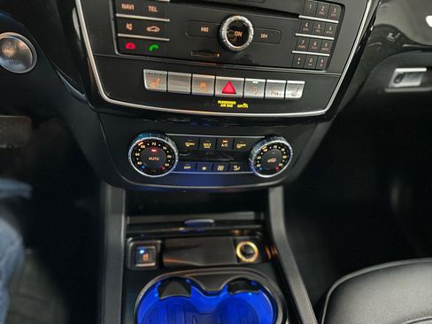 Used 2019 Mercedes-Benz GLS 450 4MATIC w/ Premium 1 Package image 27