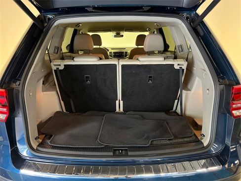 Used 2019 Volkswagen Atlas SE w/ Towing Package image 5