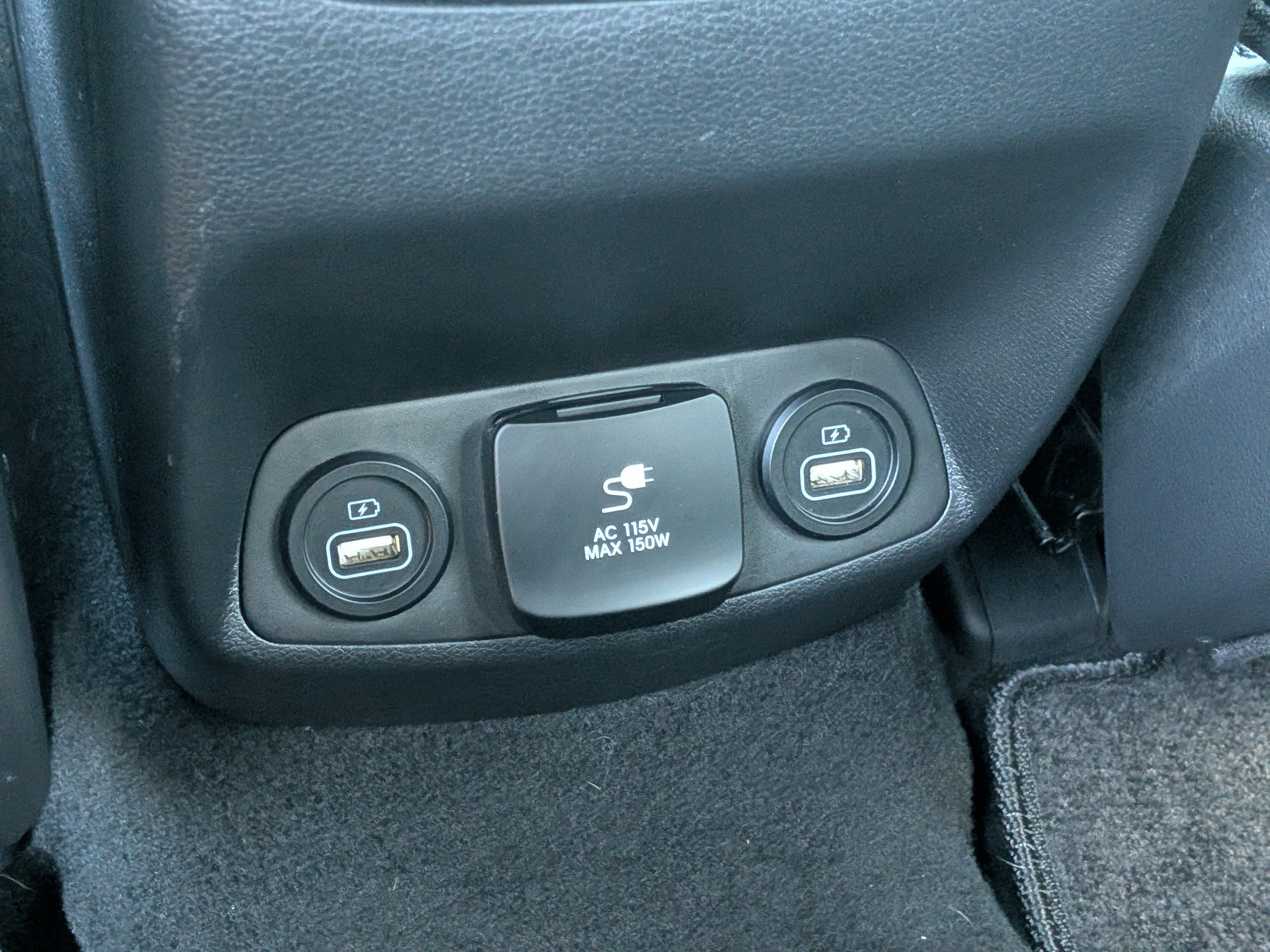 Used 2023 Hyundai Santa Fe Calligraphy FWD image 16