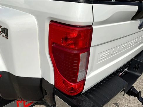 Used 2020 Ford F350 Lariat w/ Lariat Value Package AWD/4WD image 33