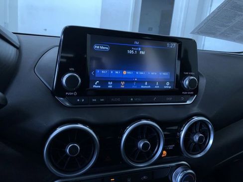 Used 2025 Nissan Sentra S image 28