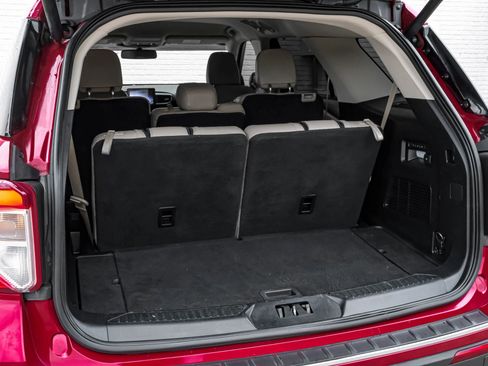 Used 2021 Ford Explorer Limited w/ Equipment Group 301A image 66