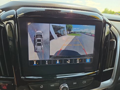 Certified 2023 Chevrolet Traverse RS w/ LPO, Floor Liner Package AWD/4WD image 19