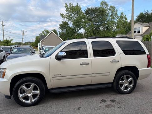 Used 2013 Chevrolet Tahoe LTZ AWD/4WD image 5