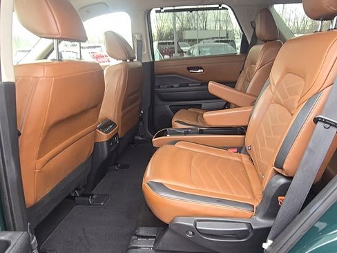 Certified 2023 Nissan Pathfinder Platinum image 38