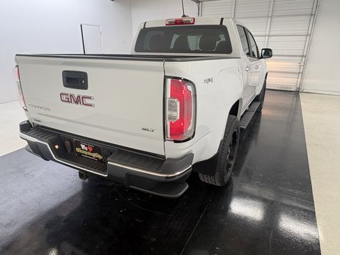 Used 2015 GMC Canyon SLT image 14