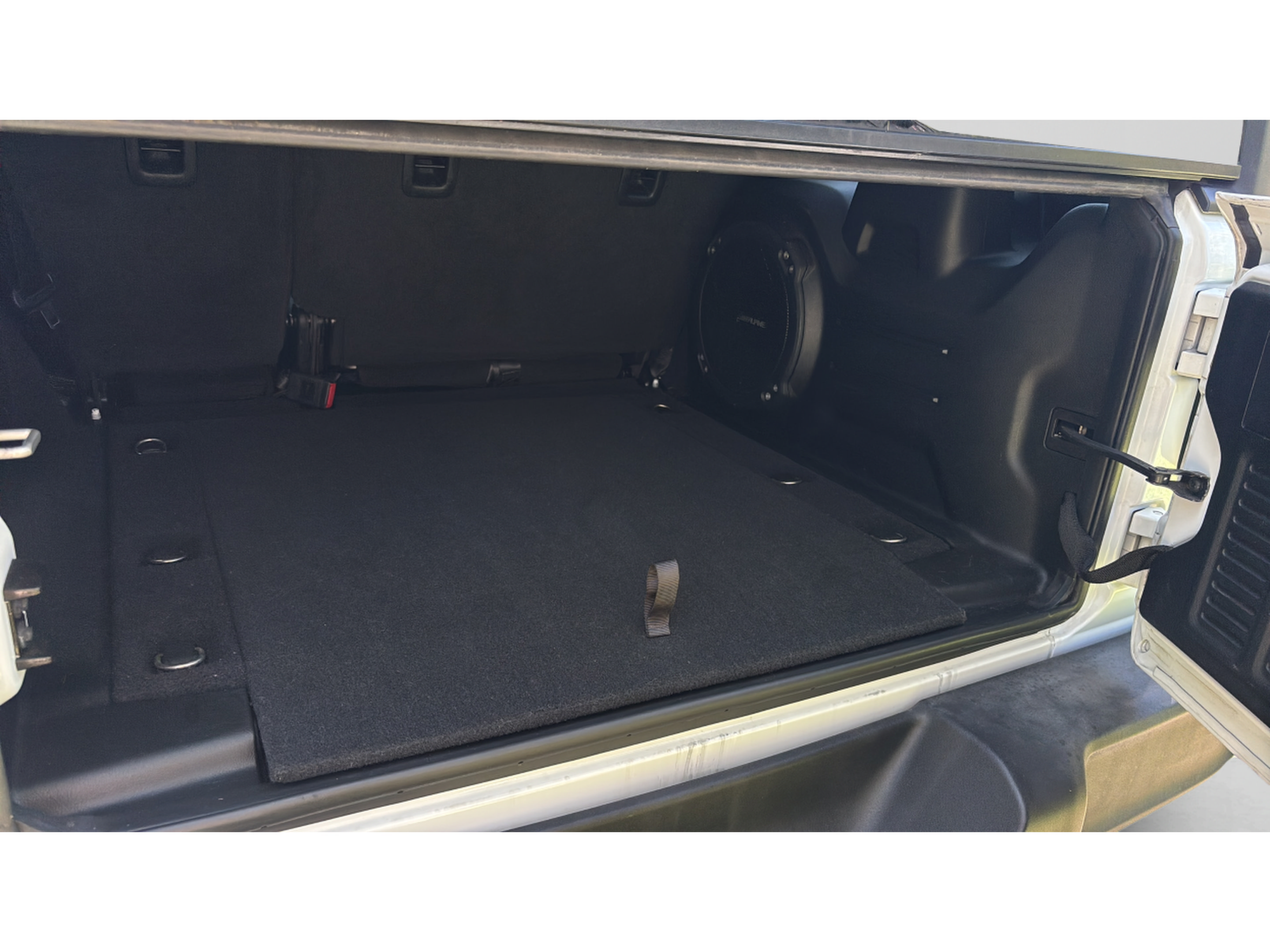 Used 2018 Jeep Wrangler Unlimited Sport S AWD/4WD image 17