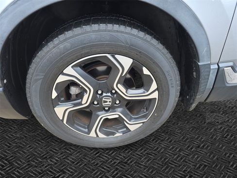 Used 2018 Honda CR-V Touring image 11