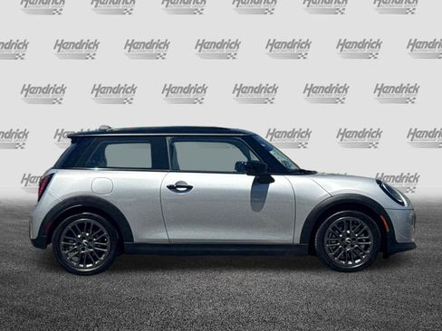 Used 2025 MINI Cooper 2-Door Hardtop FWD image 3