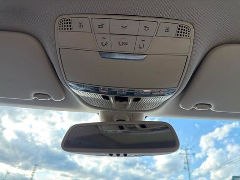 Used 2016 Mercedes-Benz C 300 Sedan w/ Premium 1 Package image 27