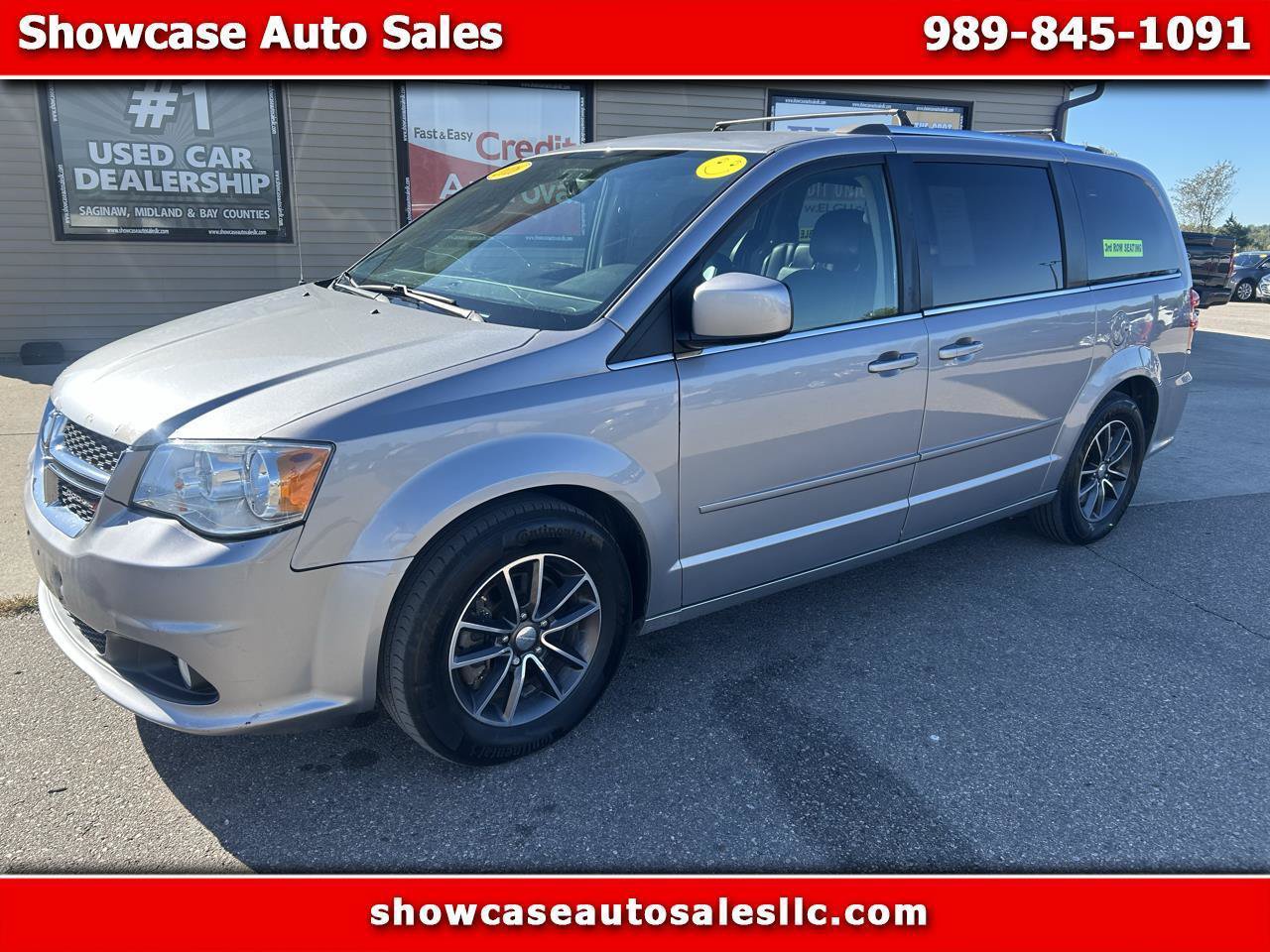 Used 2016 Dodge Grand Caravan SXT FWD image 1