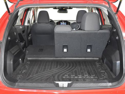 Used 2024 Subaru Crosstrek 2.0i Premium image 31