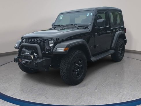 Used 2025 Jeep Wrangler Sport AWD/4WD image 1
