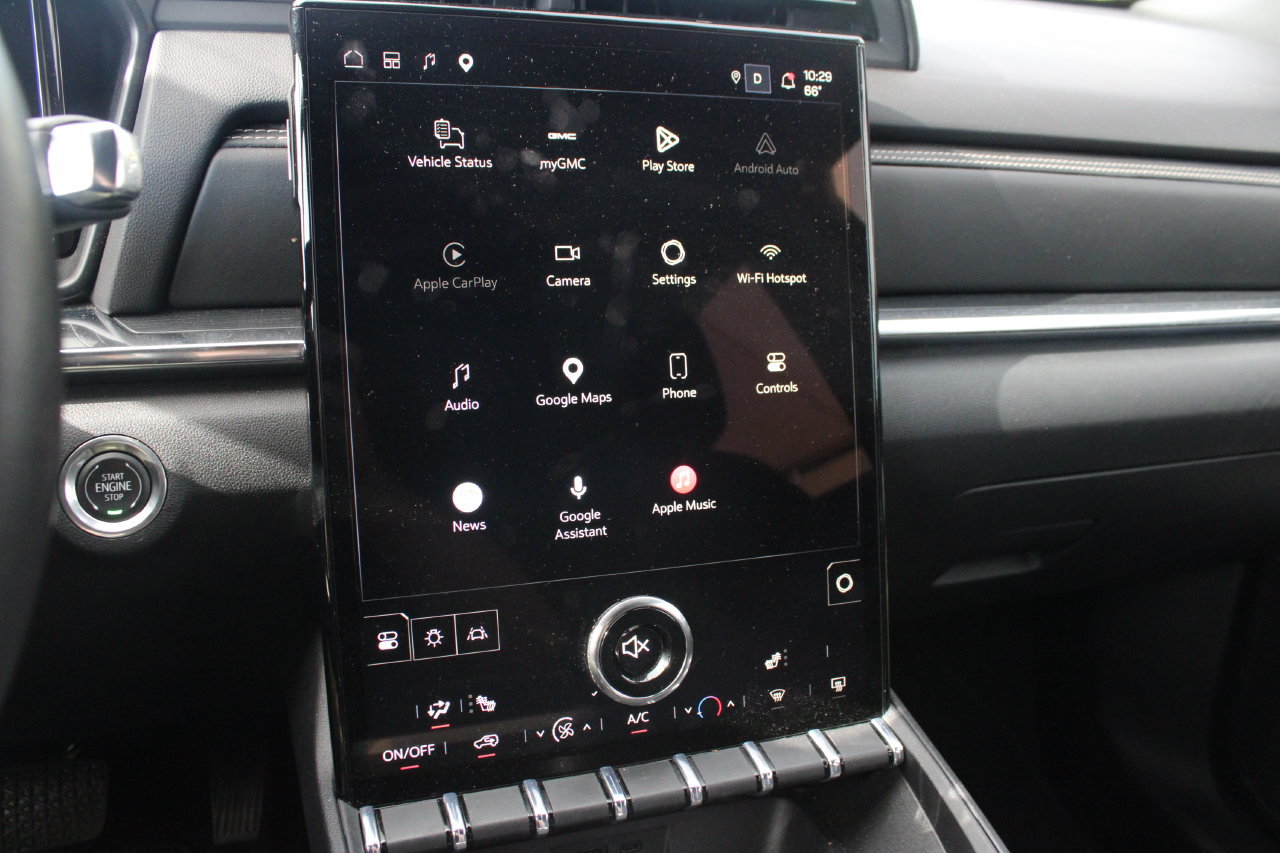 Used 2026 GMC Terrain Elevation FWD image 16