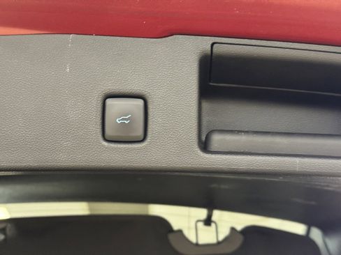 Used 2022 Ford Escape SEL w/ Technology Package image 24