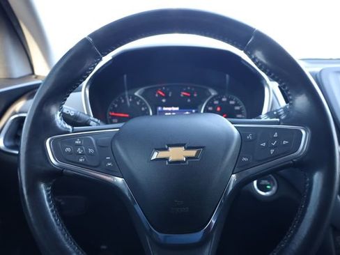 Used 2019 Chevrolet Equinox LT image 14