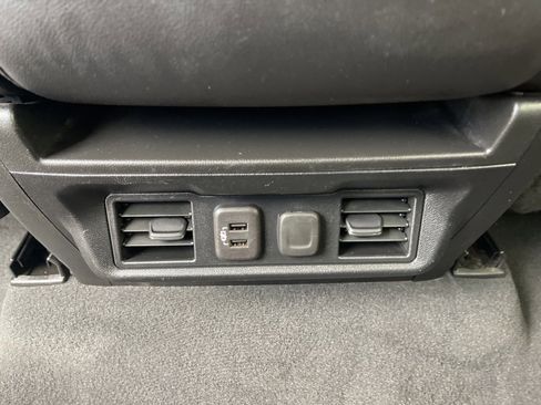 Used 2022 Chevrolet Silverado 2500 LTZ w/ Snow Plow Prep/Camper Package image 18