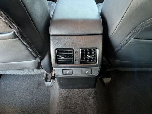 Used 2016 Subaru Outback 2.5i Limited image 30