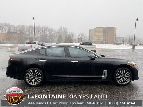 Used 2019 Kia Stinger image 6