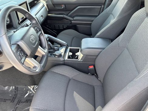 Used 2025 Toyota 4Runner SR5 image 17