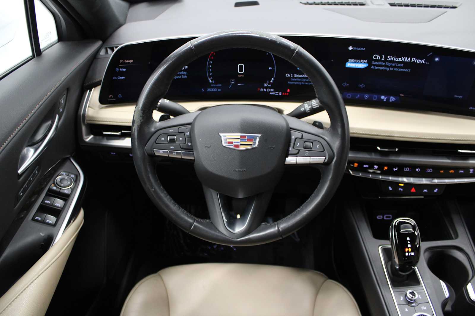 Used 2024 Cadillac XT4 Premium Luxury w/ Cold Weather Package AWD/4WD image 6