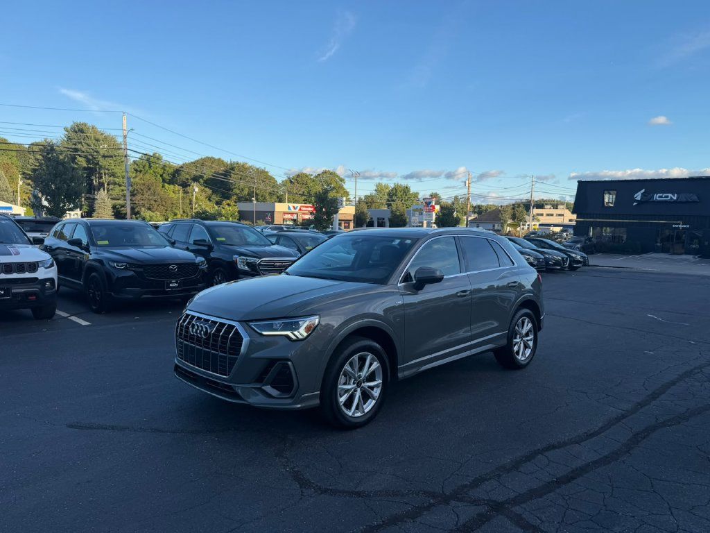 Used 2025 Audi Q3 2.0T Premium AWD/4WD image 1