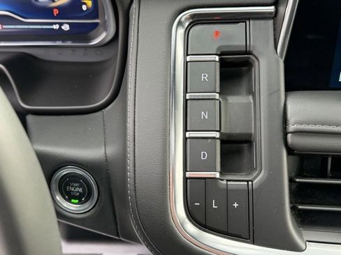 Used 2024 Chevrolet Tahoe LT w/ Luxury Package image 33