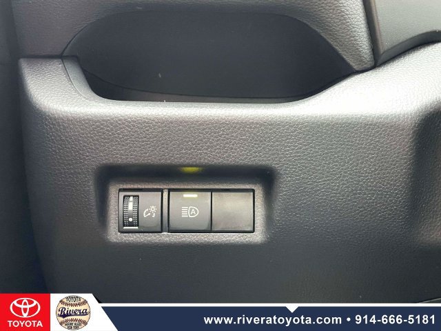 Certified 2025 Toyota RAV4 LE AWD/4WD image 20