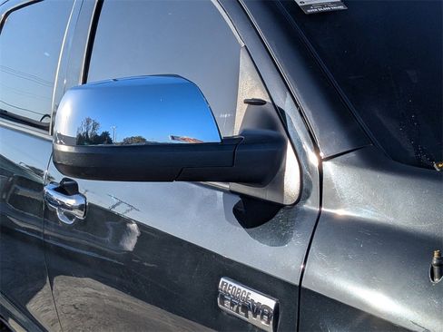 Used 2019 Toyota Tundra Limited image 10
